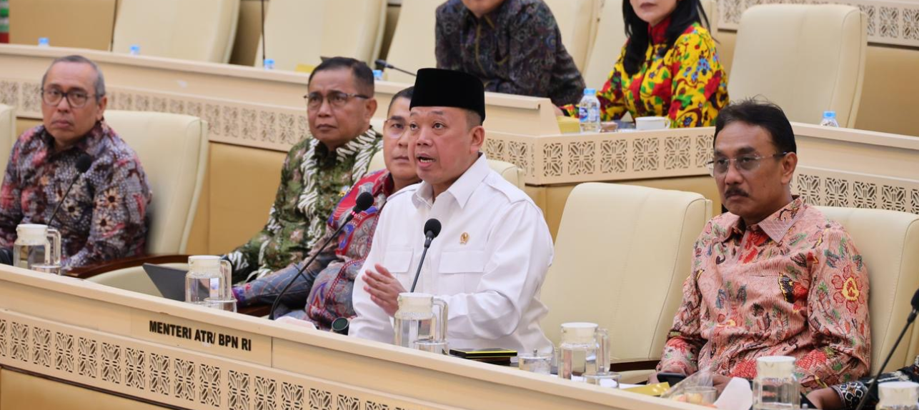 Raker Bersama Komisi II DPR RI, Menteri Nusron Paparkan Capaian Kinerja dan Anggaran Kementerian ATR/BPN Tahun 2026
