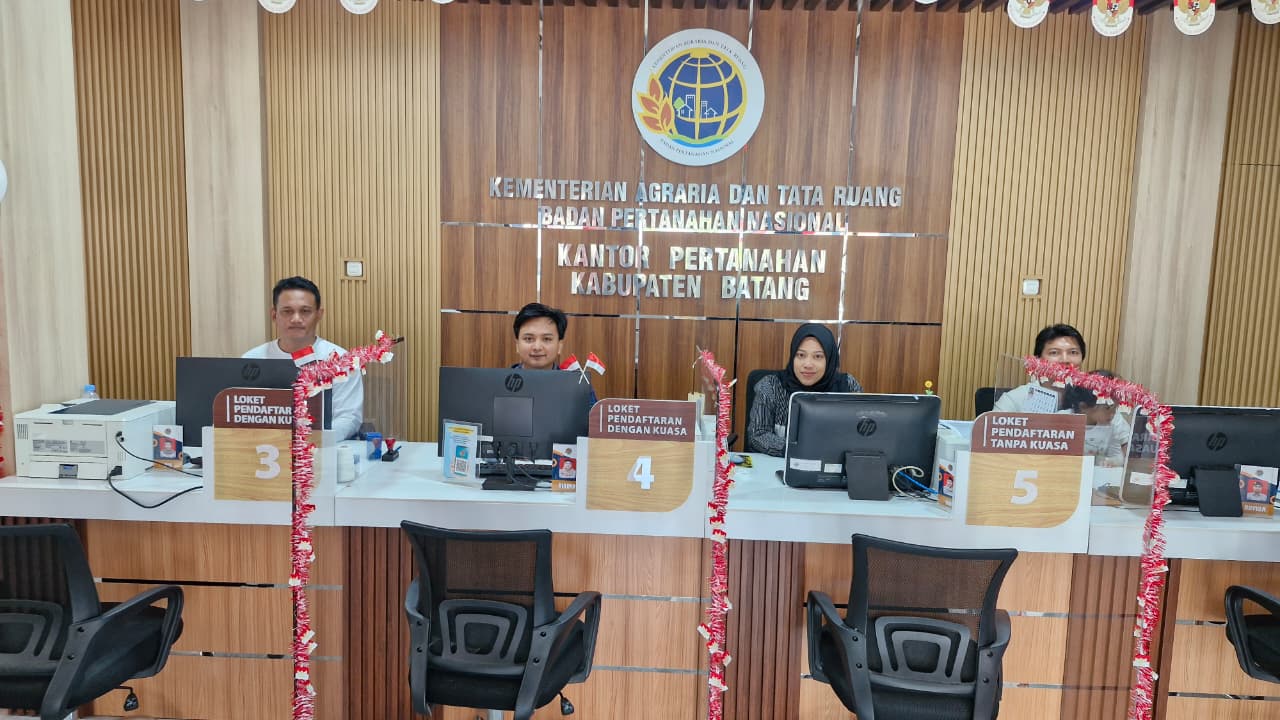 Hadir Lebih Dekat, Melayani di Akhir Pekan : Kantor Pertanahan Kabupaten Batang Tetap Buka PELATARAN  (Pelayanan Tanah Akhir Pekan)