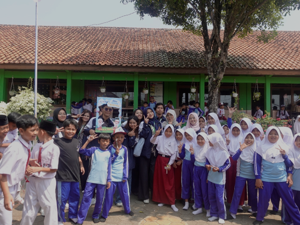 Program “Aku Siswa Beretika”: Cara Seru Mahasiswa KKN Undip Ajarkan Etika Sosial dan Literasi Digital Sejak Dini