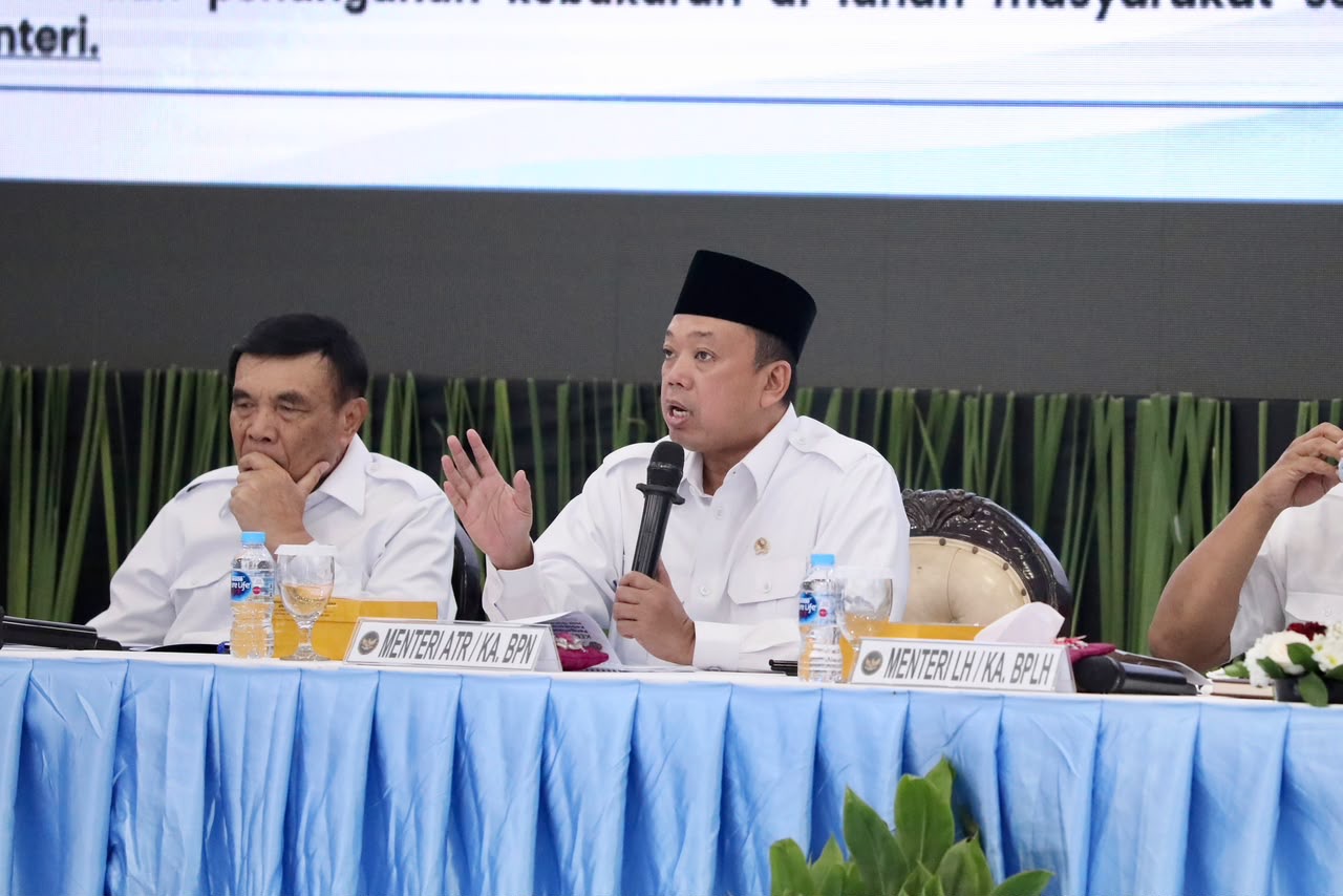 Menteri Nusron Peringatkan Pengusaha: Kebakaran Lahan Dapat Batalkan HGU