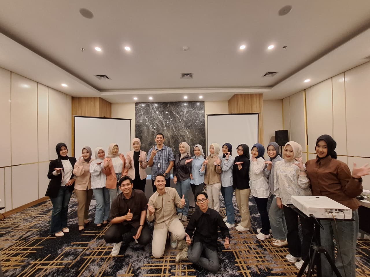 Tingkatkan Kualitas Layanan Prima, BRI Branch Office Batang Gelar Pelatihan Performance CS & Teller