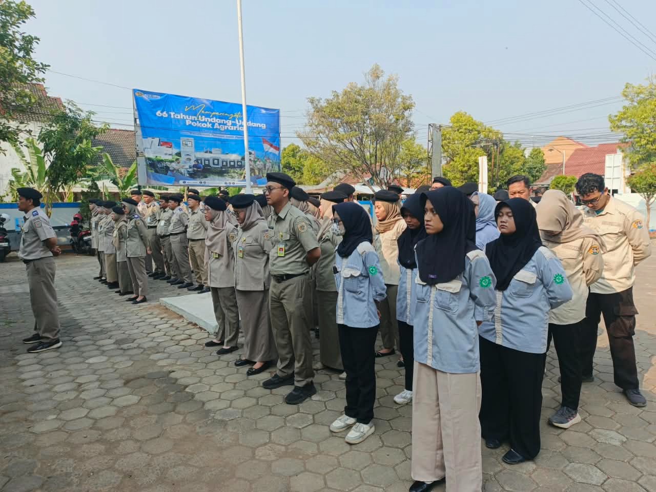 Apel Pagi Kantah Kab. Batang : Terapkan Metode WASMATLITRIK dalam menghadapi setiap pekerjaan, Wujudkan Pelayanan Pertanahan yang Berkualitas