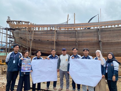 MAHASISWA UNDIP DORONG DIGITALISASI GALANGAN KAPAL CV BERKAH MANDIRI BATANG