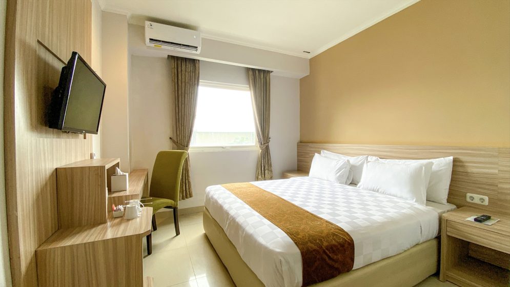 Hotel Syariah : Antara Identitas Bisnis dan Implementasi Nilai